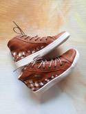 Daria Leather Sneaker